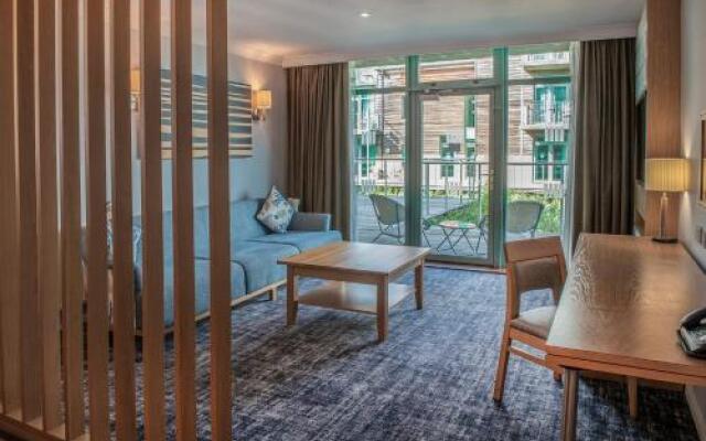 De Vere Cotswold Water Park Apartments
