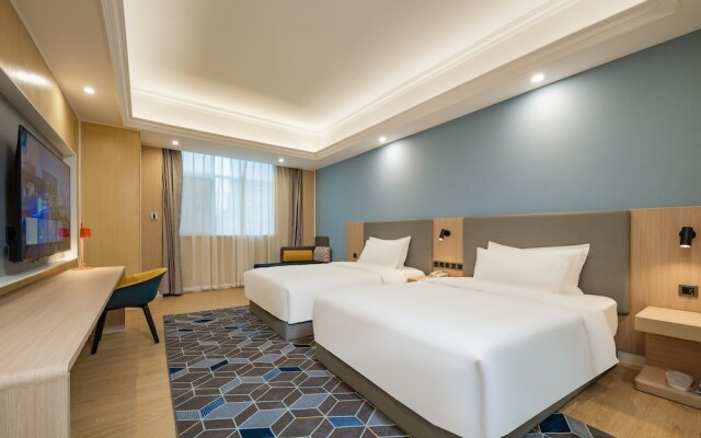 Holiday Inn Express Chengdu Tianfu Square, an IHG Hotel