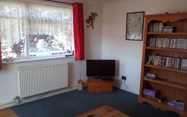 1-bed Apartment in Bridport Great Location