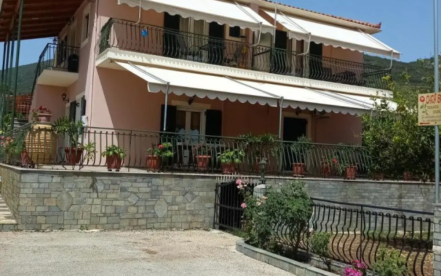 CHRYSPY Toulatos Studios
