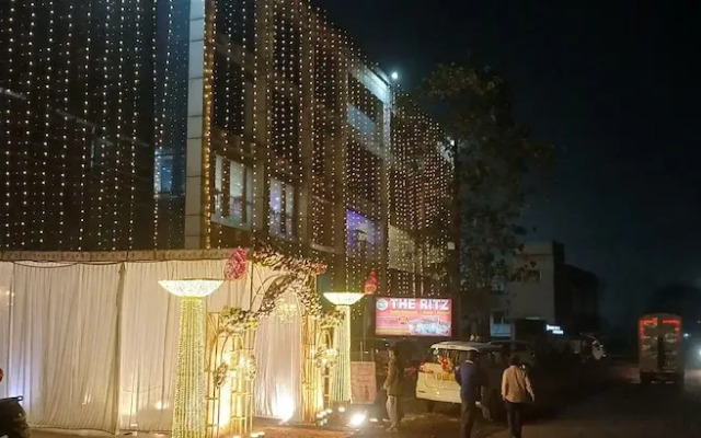 The Ritz By OYO Rooms