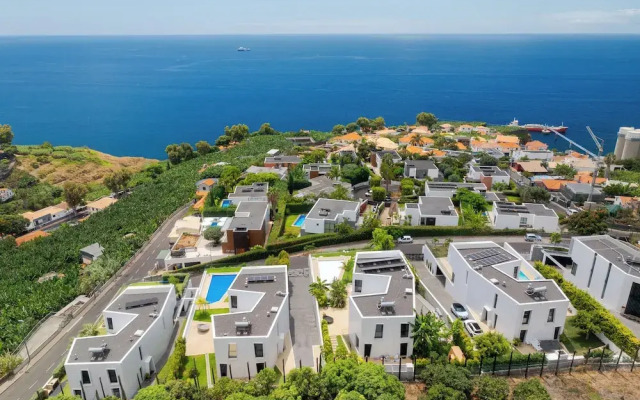 Luxury Diamond House