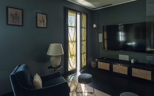 Green and Blue Villa by Wonderful Italy