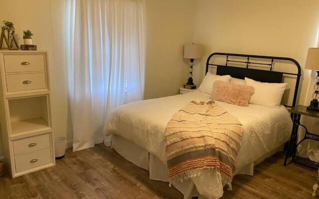 The Crimson - Game Day Rental