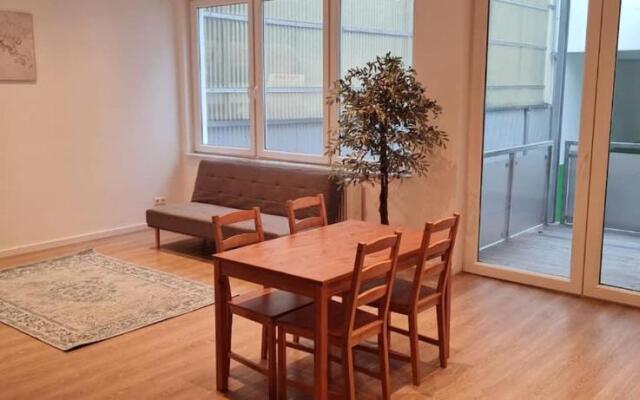 L8 Street - Gneisenaustraße 9