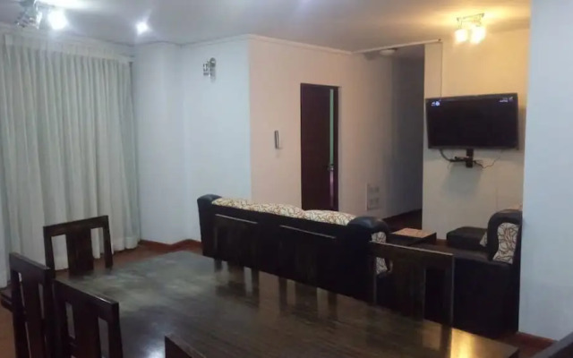 Flores Apartment - Torre Esteban 488