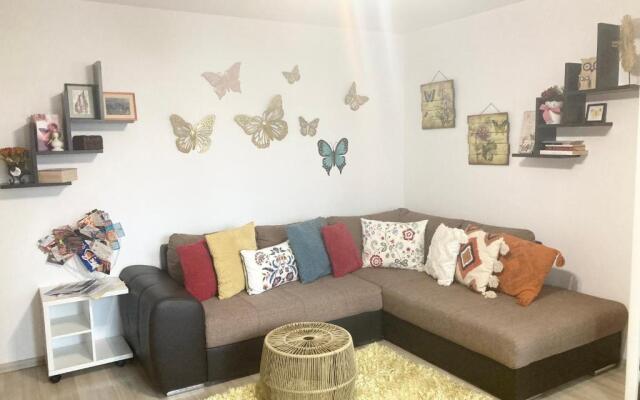 Sweet Butterflies Residence