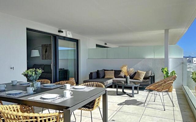 Via Celere 2332 Luxury Sea View Apartment