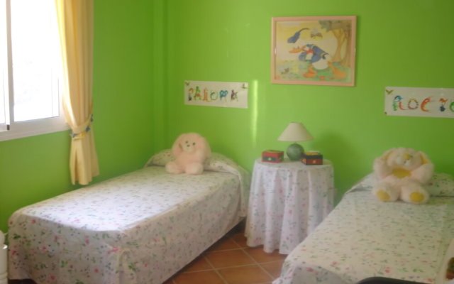 Malaga 101487 4 Bedroom Villa By Mo Rentals