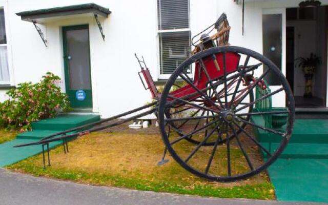 The Pier Lodge Bed And Breakfast