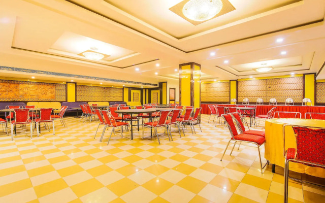 FabHotel Surya Residency