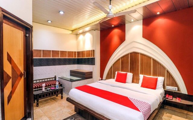 OYO 18474 Hotel Sukh Sagar