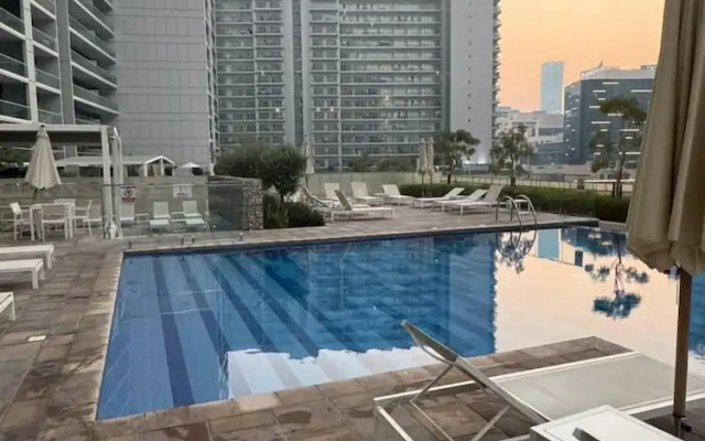 1BR Near metro.Canal  View. Mer. 1709