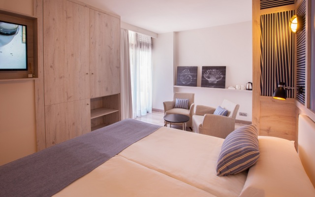 Corallium Beach by Lopesan Hotels - Adults Only