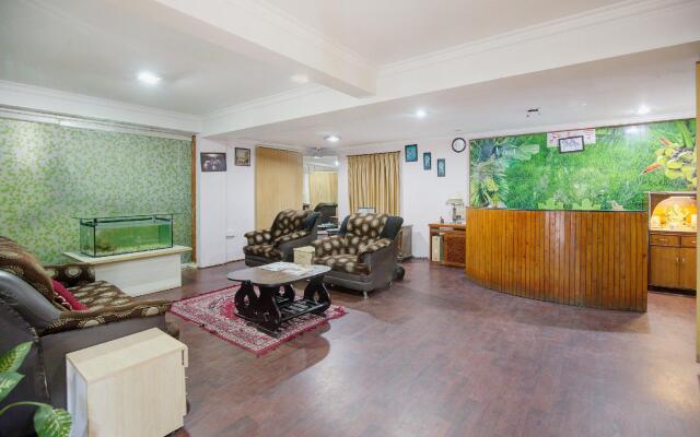 OYO 431 Hotel Maple In