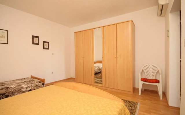 Apartment Kukljica 8237c