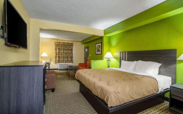 Country Hearth Inn & Suites West Columbia