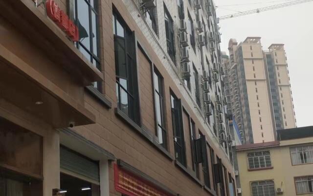 Vienna Hotel (Hezhou Xindu)