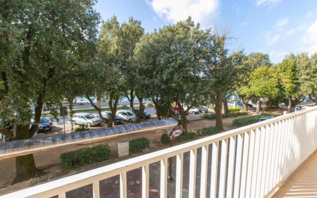 Beachfront Apartment Crikvenica