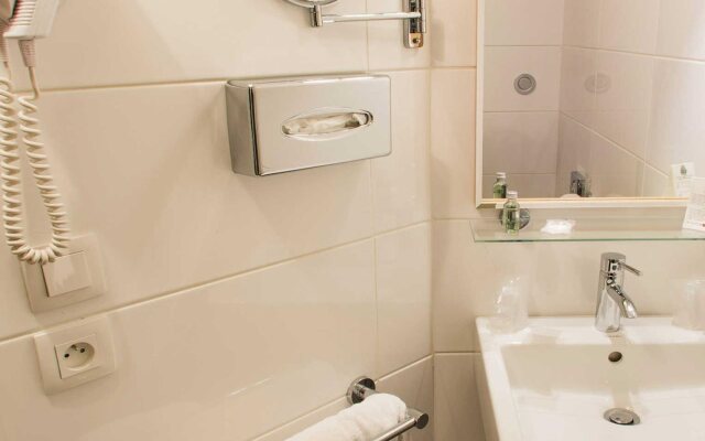 Hotel Acadie Eragny sur Oise