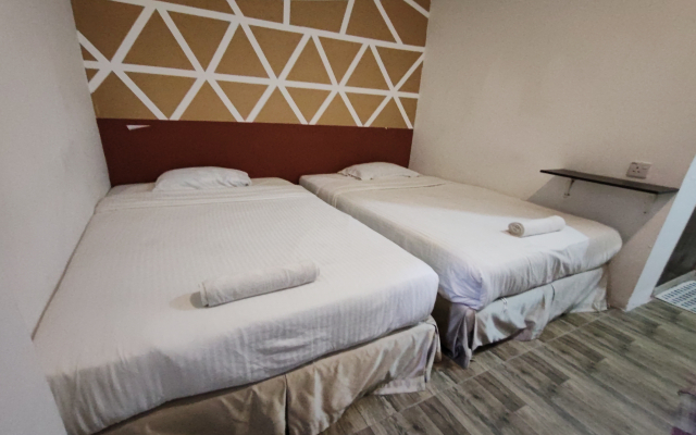 M Motel Meru