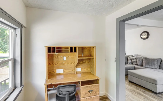 Quaint Family Retreat in Fairbury!