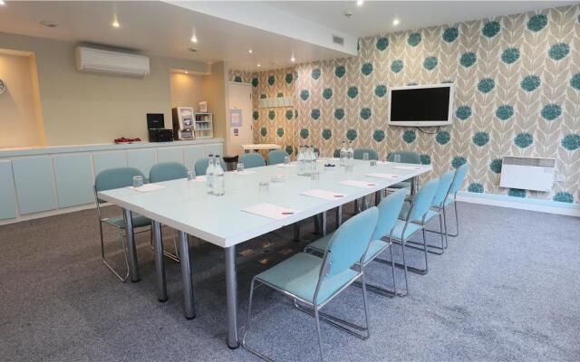 Citrus Hotel Cheltenham by Compass Hospitality