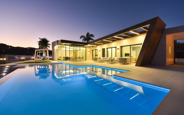 Sunset Villa