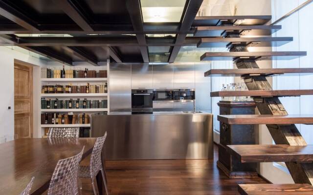 Rsh Pantheon Luxury Hi Tech Apartment