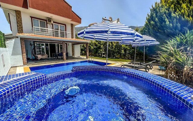 Inviting 3-bedrooms Villa in Ovacik Fethiye Mugla