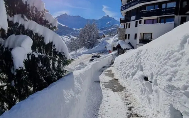 Apartment in Doucy With Mountain Views