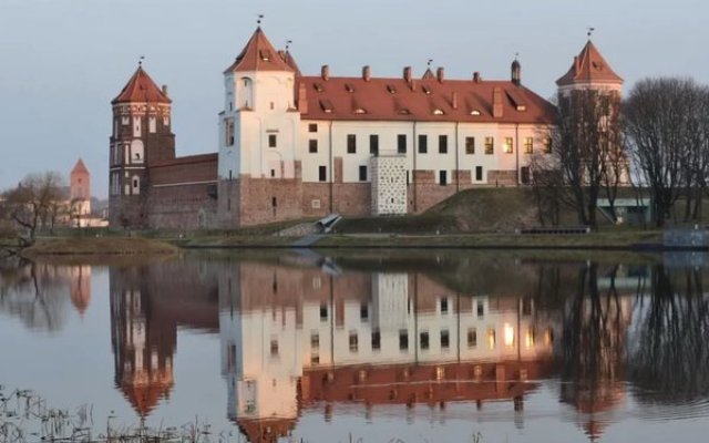 Mirskiy Castle