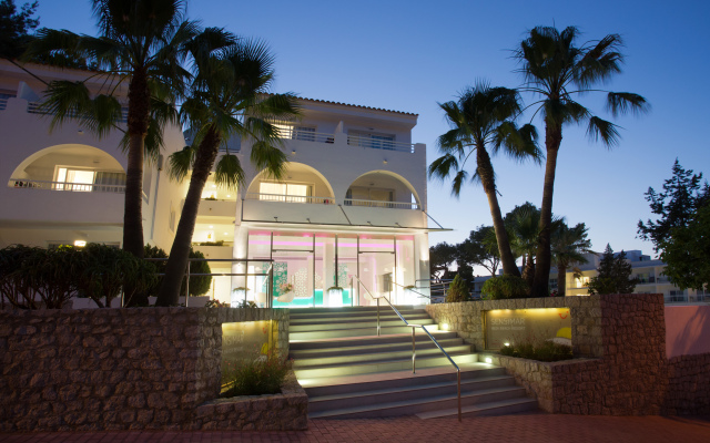 Grupotel Ibiza Beach Resort - Adults Only