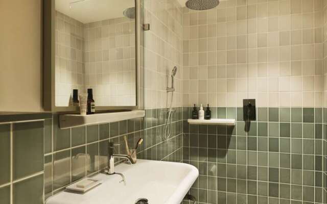 The Hoxton, Lloyd Amsterdam