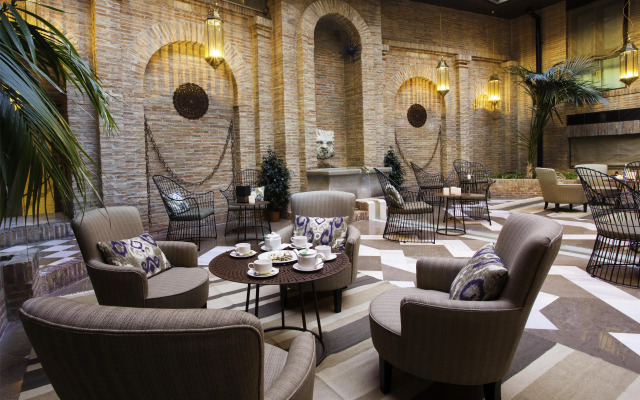Vincci Albayzin Hotel