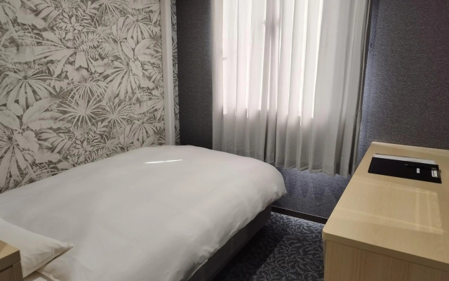 Shin-Imamiya Hotel – Guest Rooms – Osaka