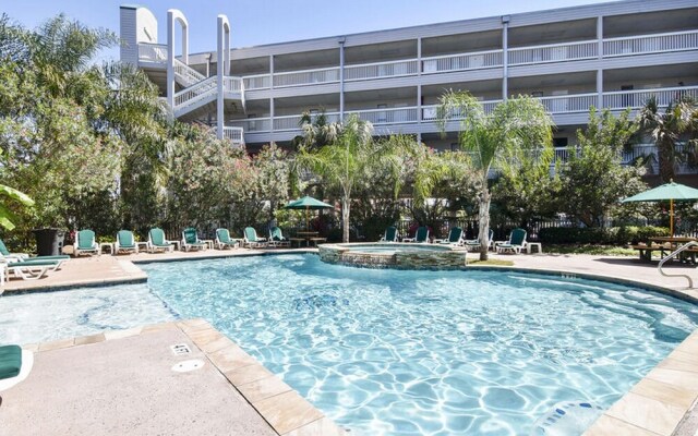 Casa Del Mar Beach Suites