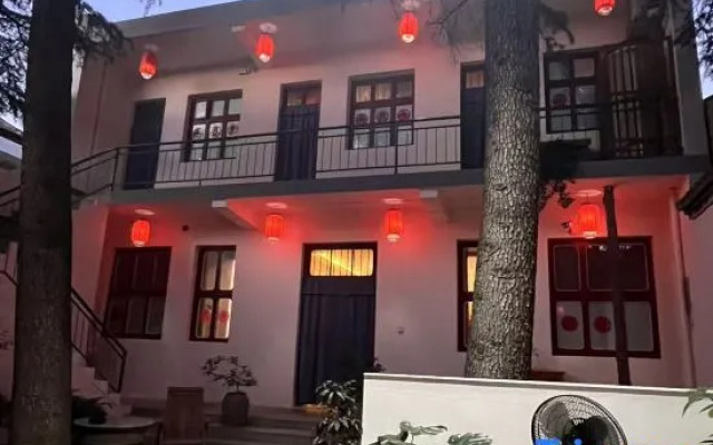 Apanyu Inn