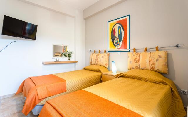 Kitries Summer Getaway - Eden Cozy Suite