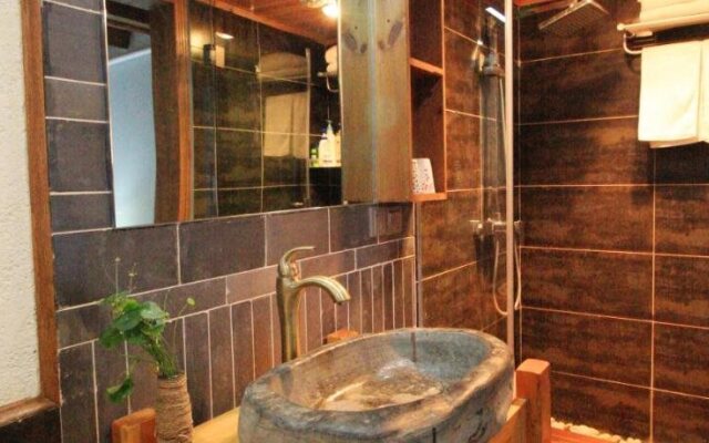 Cabin 7 Inn