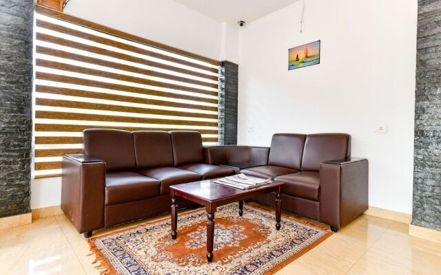 Oyo 28276 Harshavardhana Inn