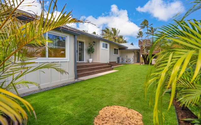 Hale Oahu Estate by Avantstay Kailua Beachfront Estate w/ Guest House