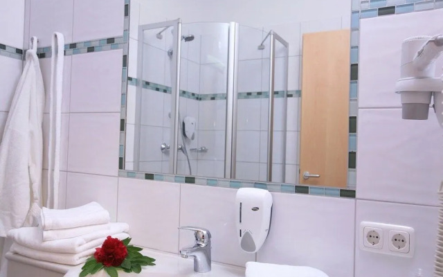 Hotel und Aparthotel Almrösl