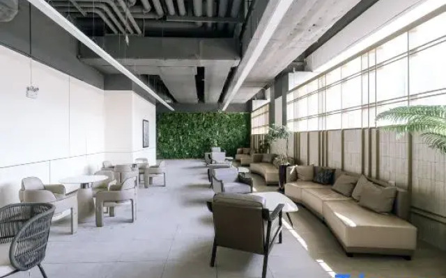 Poly Residence Giada