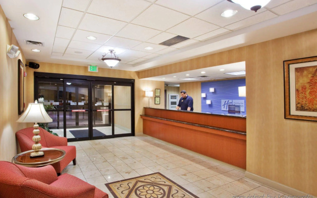 Holiday Inn Express Carrollton