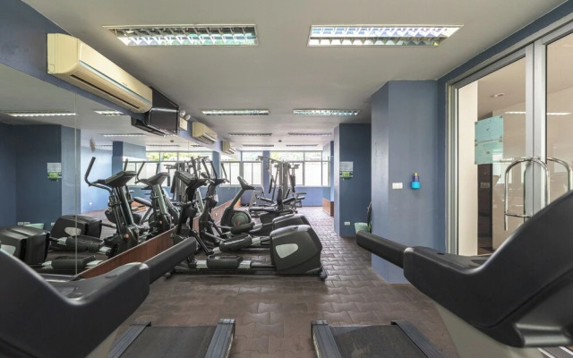 950m to Patong Beach Pool&Gym C211
