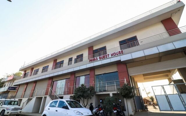 OYO 24535 Hotel Payas