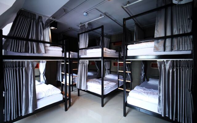 The Campus Hostel Thonglor