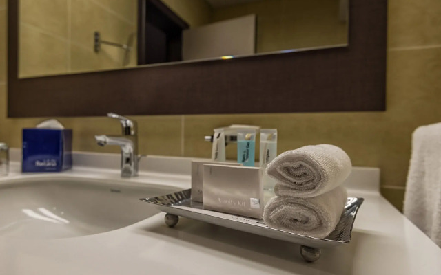 Kin Plaza Arjaan By Rotana