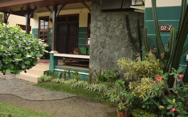 Villa Kota Bunga Anyelir